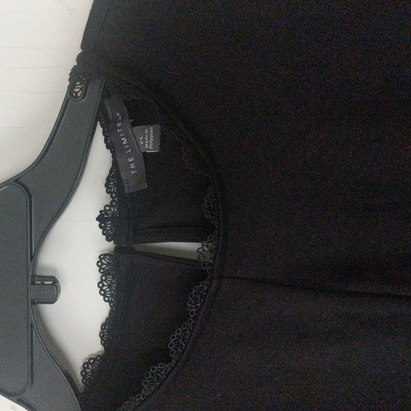 Women's Flowy Petite Shirt - The Limited - Picture 2 of 7